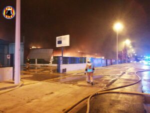 incendio industrial en La Cova, Manises
